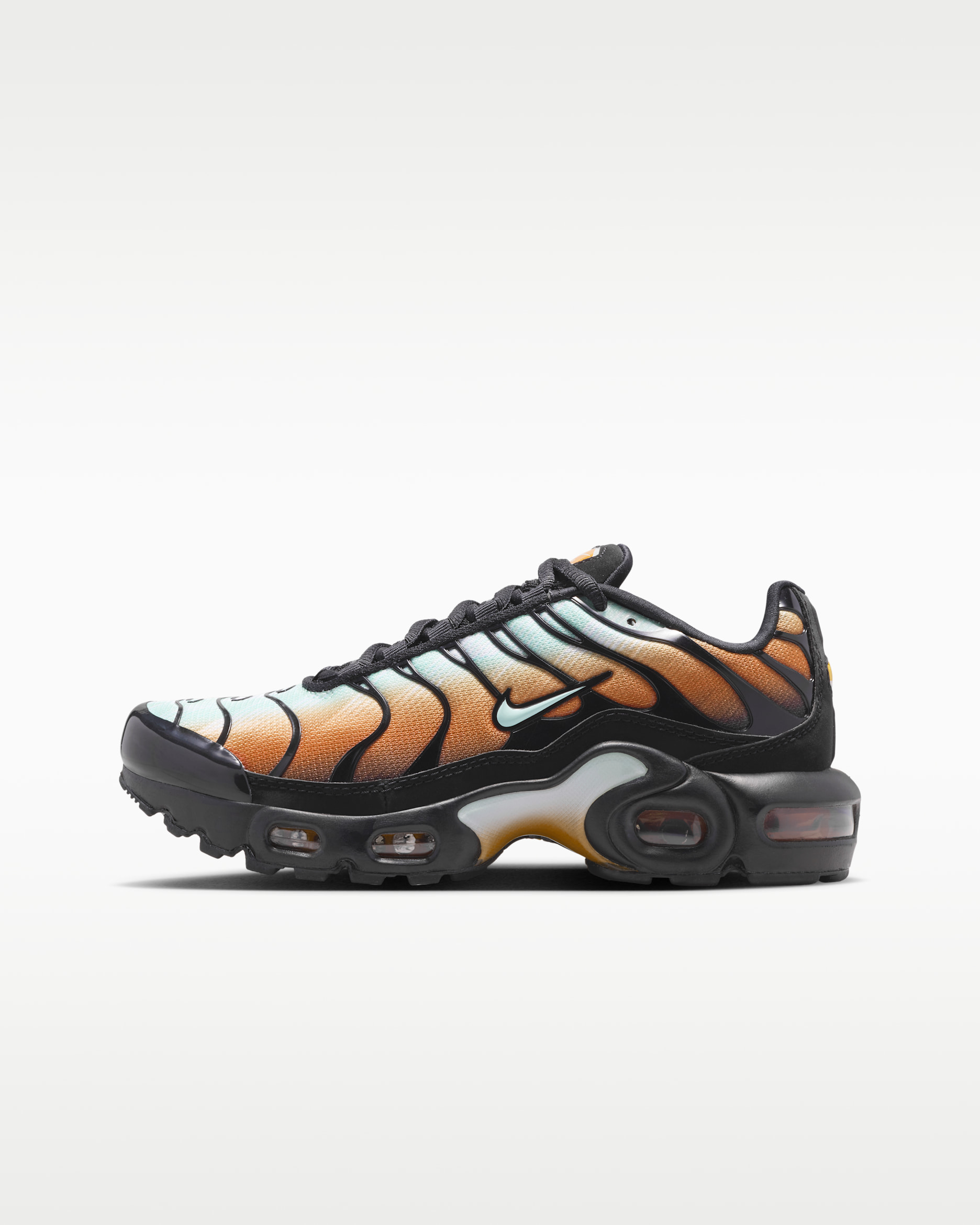 Nike Air Max Plus SE Older Kids' Shoes. Nike FI